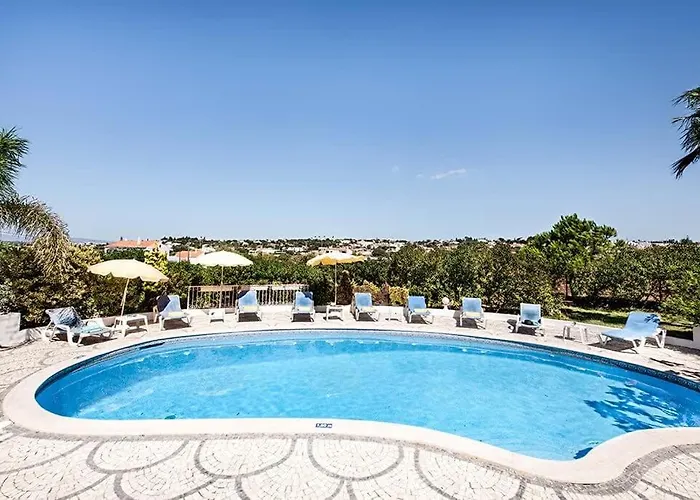 Villa Cabrita, Superb Location, Large Villa, Walk To Restaurants, Supermarkets Guia (Faro)